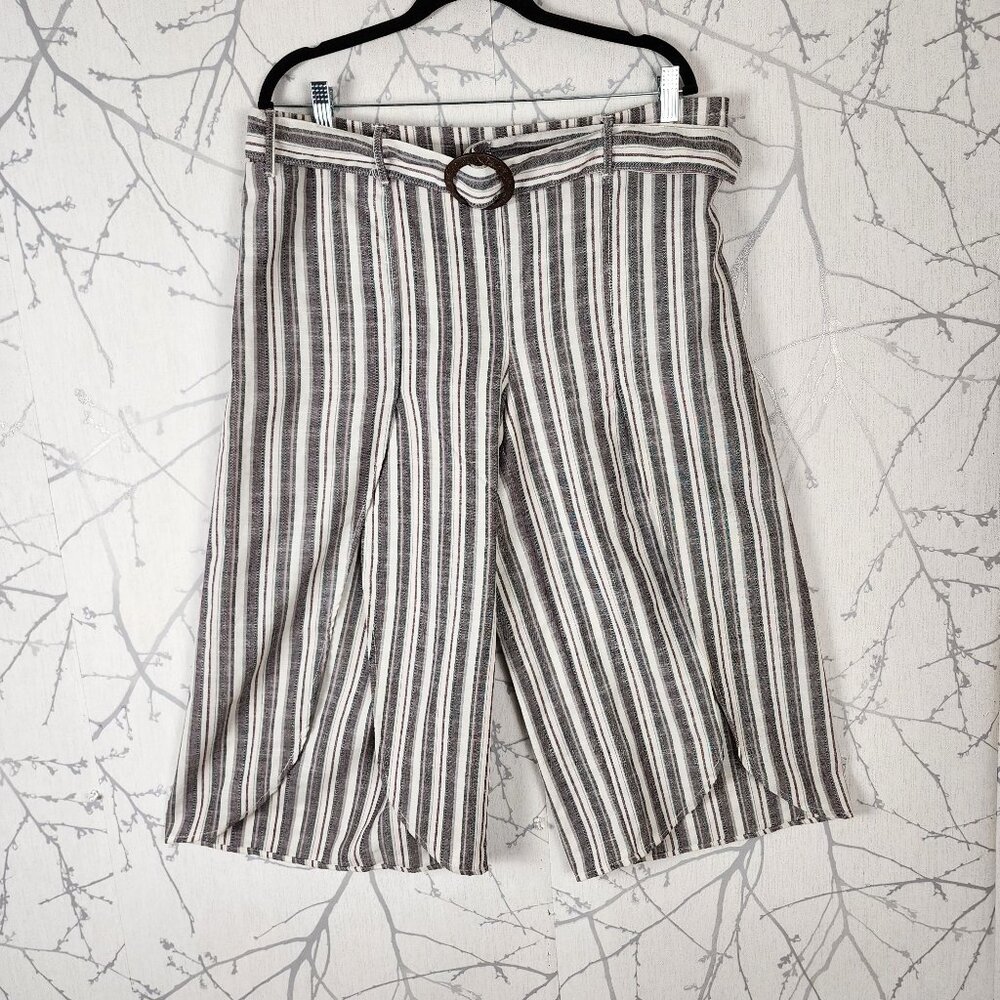 Point Zero White Stripe Linen Blend High Rise Capri Pants